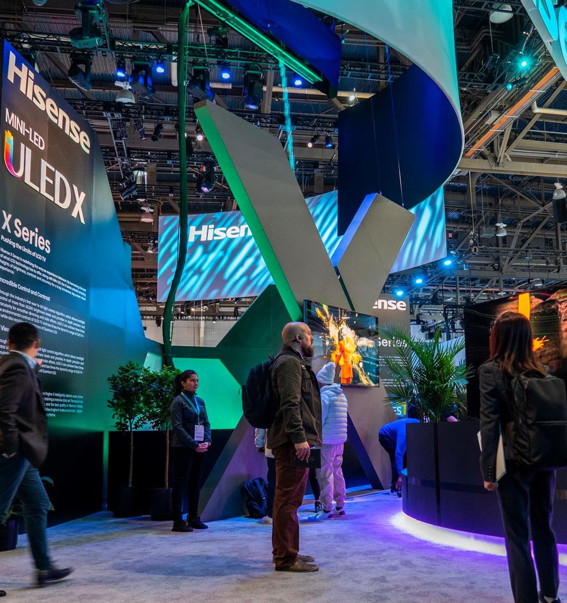 Foto 2_Hisense ULED X na CES 2024.jpg Foto 2_Hisense ULED X na CES 2024.jpg