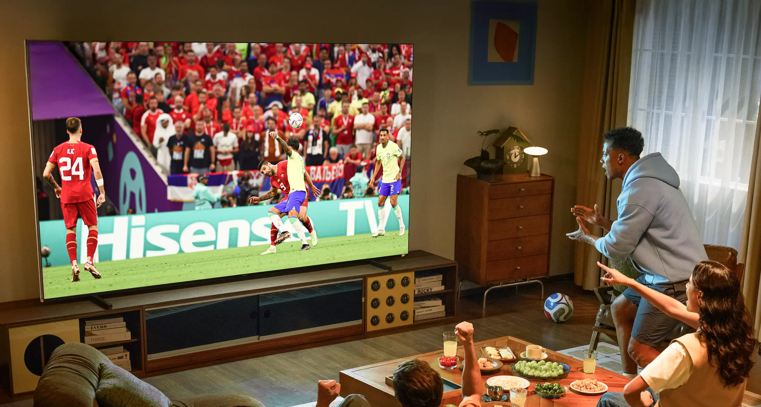 Watch sports in evening with enhanced contrast Watch sports in evening with enhanced contrast